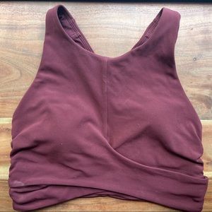 Lululemon Sports Bra (size 6)